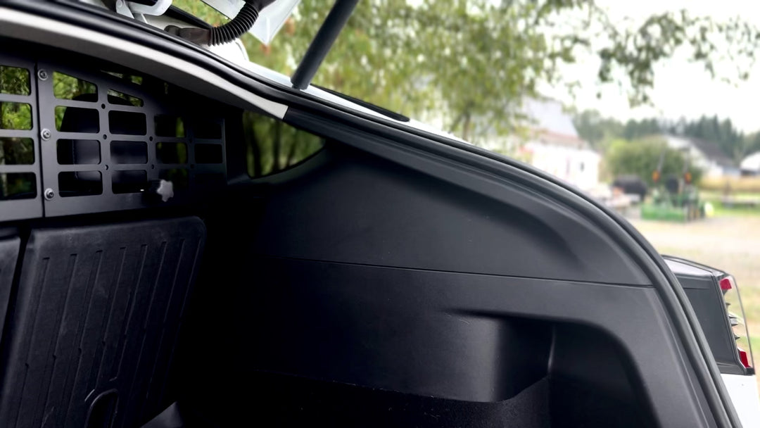 BPF Molle Style Pet Barrier Tesla Model Y 2020-CURRENT